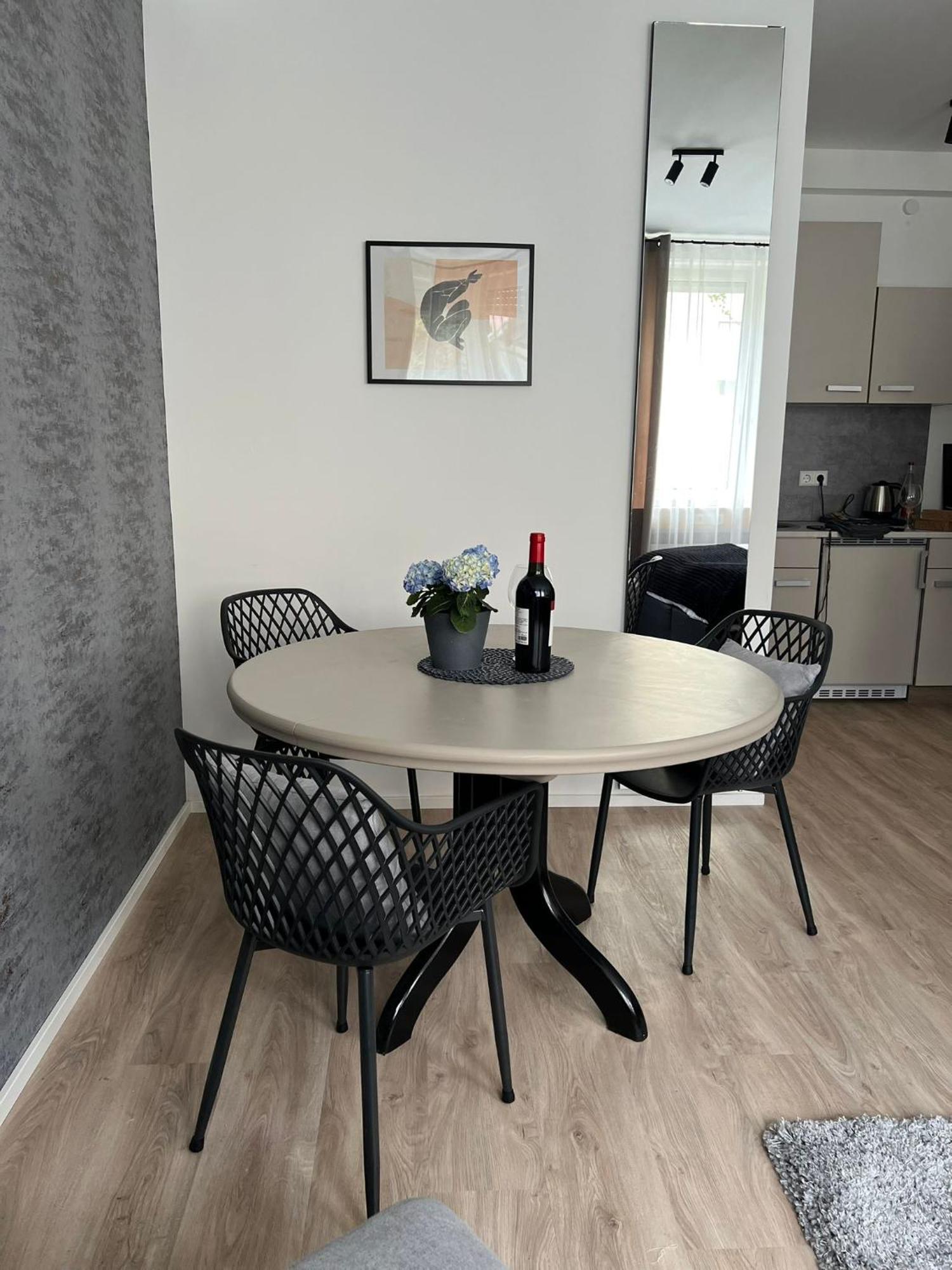 Alpha Rooms Backnang Bagian luar foto