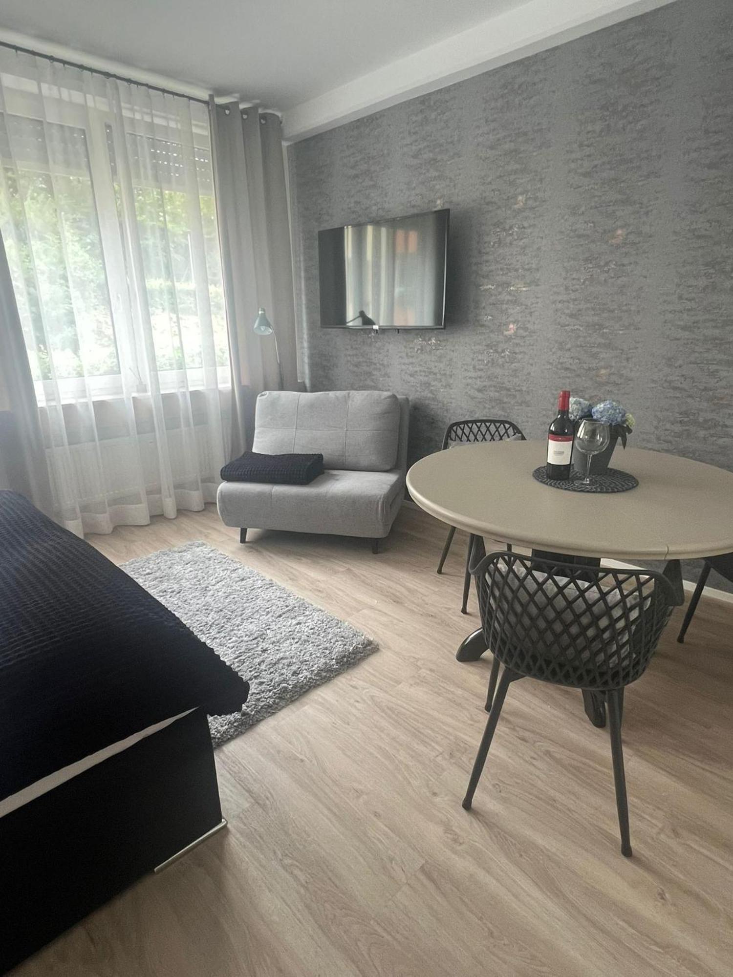 Alpha Rooms Backnang Bagian luar foto