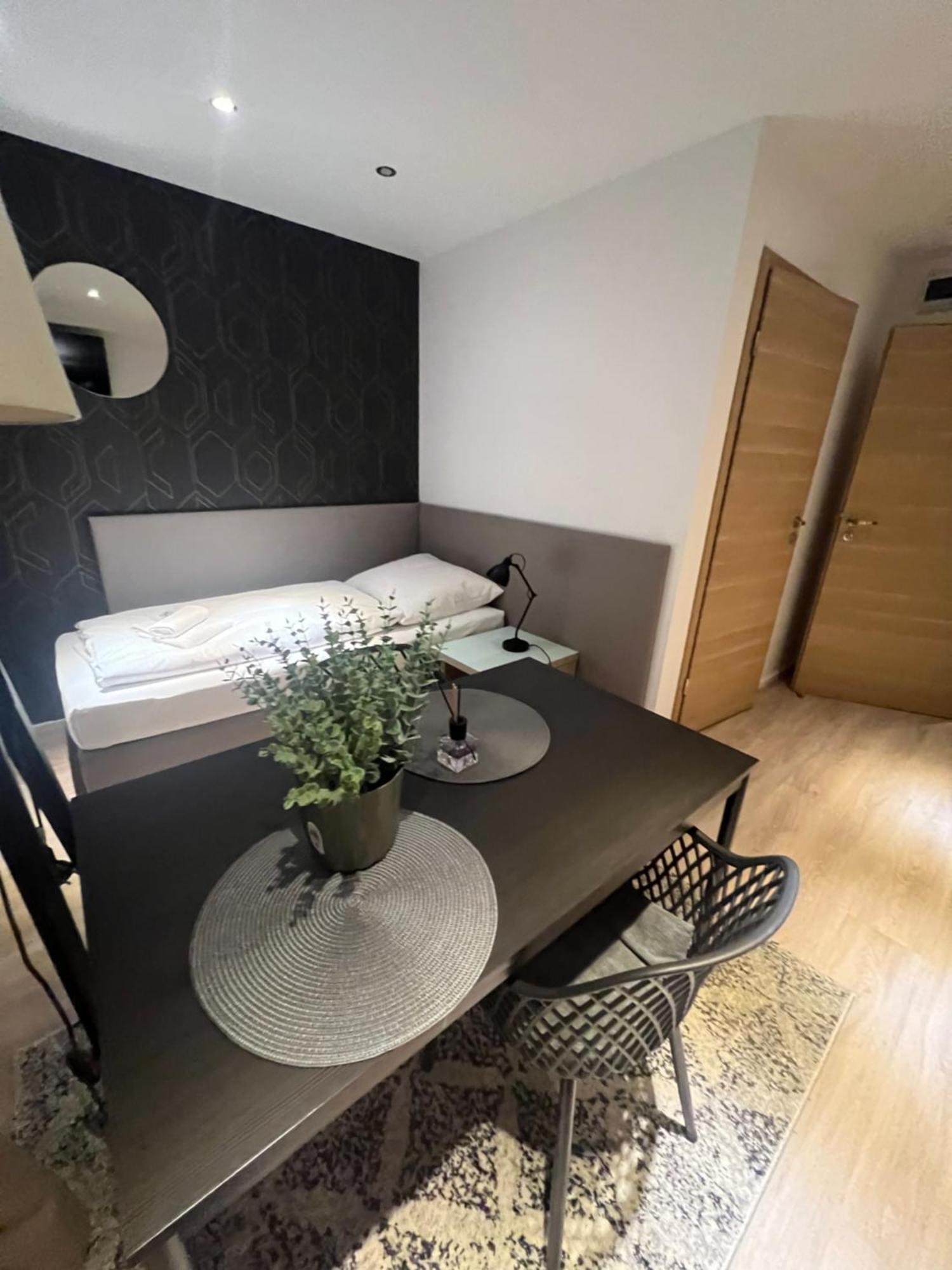 Alpha Rooms Backnang Bagian luar foto
