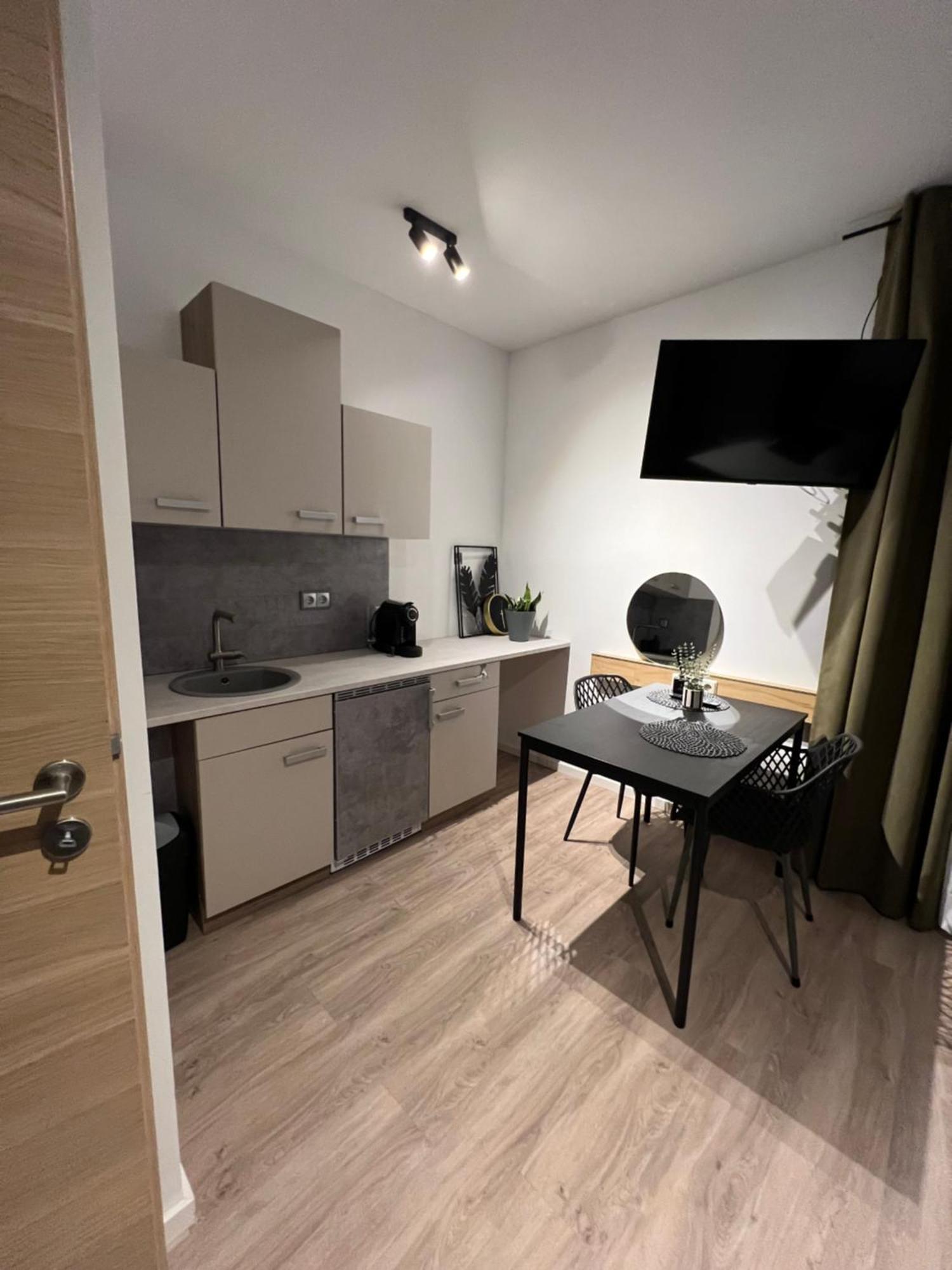 Alpha Rooms Backnang Bagian luar foto