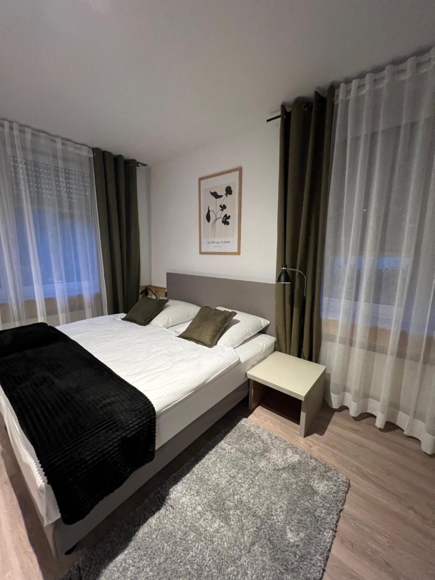 Alpha Rooms Backnang Bagian luar foto