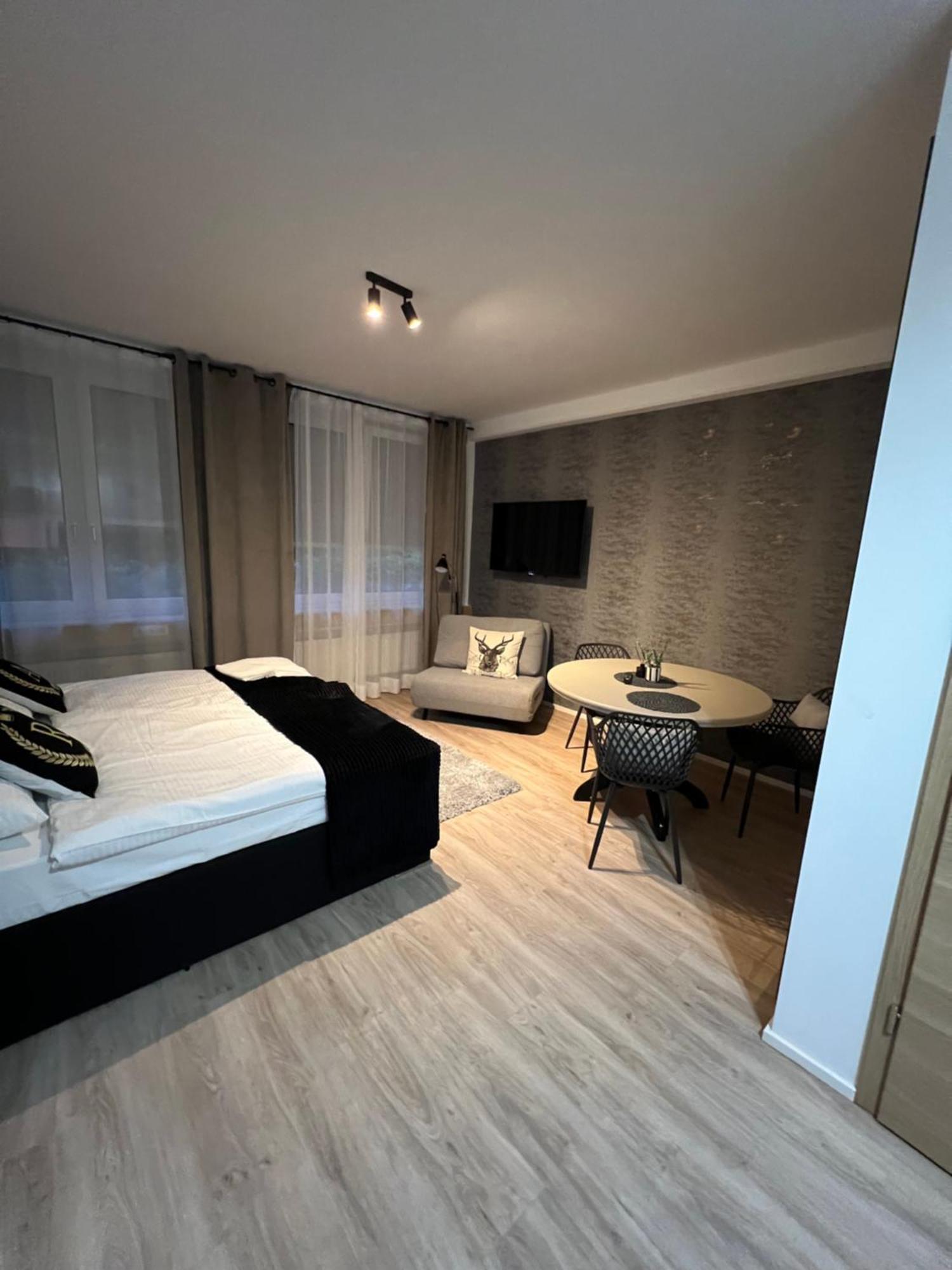 Alpha Rooms Backnang Bagian luar foto