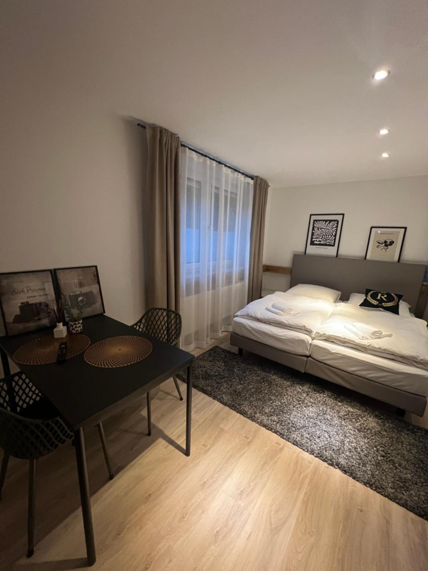 Alpha Rooms Backnang Bagian luar foto