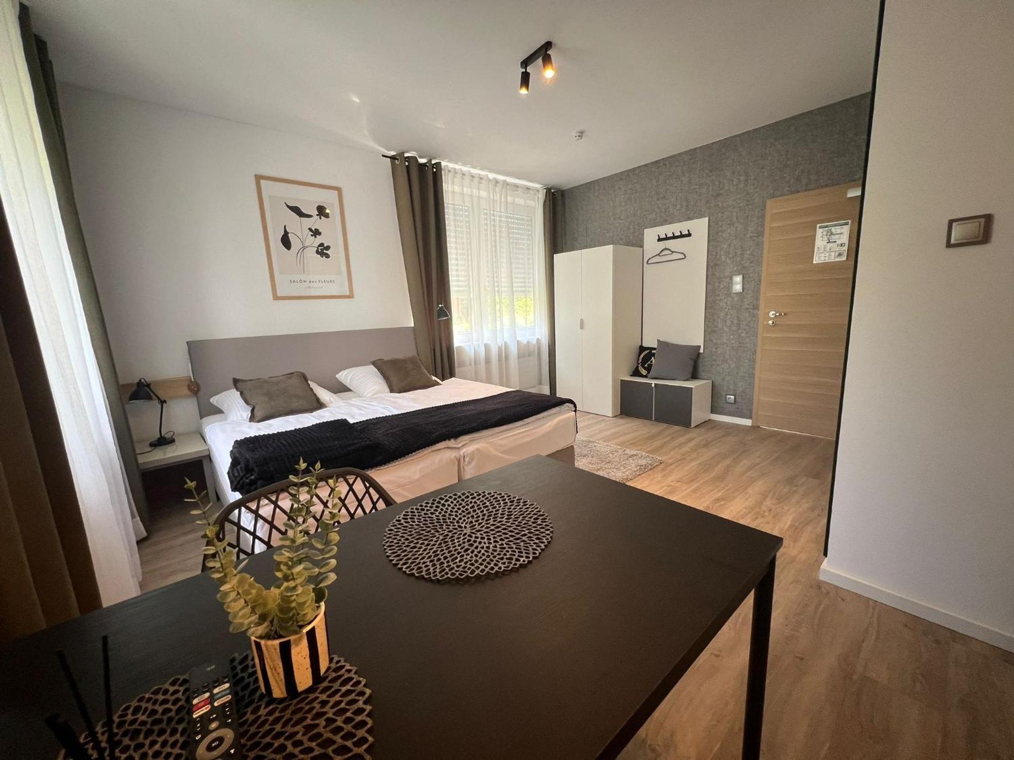 Alpha Rooms Backnang Bagian luar foto